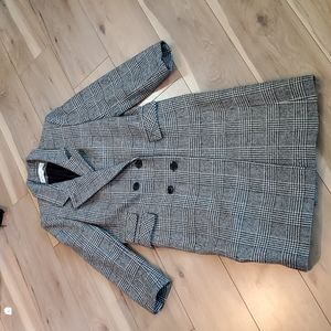 Classic Plaid Double-Breasted Women's Coat - Black & White